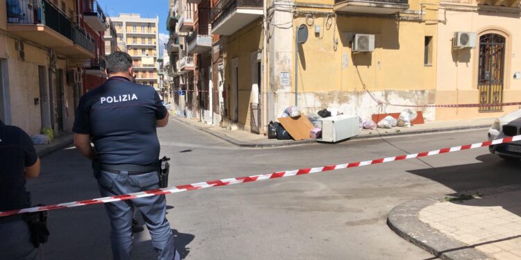 Siracusa, bomba carta in zona Borgata: disinnescata dagli artificieri