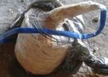 Siracusa, involucro sospetto tra i rifiuti della Borgata: probabile bomba carta