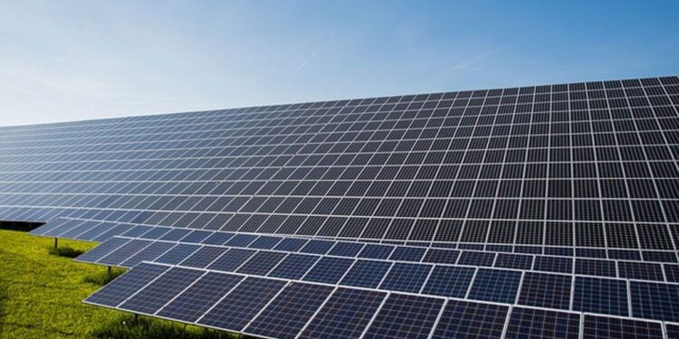 Francofonte. Impianto fotovoltaico in contrada Passaneto, il secco “no” dei “Mille papaveri rossi”