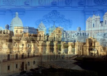 Una mostra per la prima volta “in scena” al Teatro Tina Di Lorenzo di Noto
