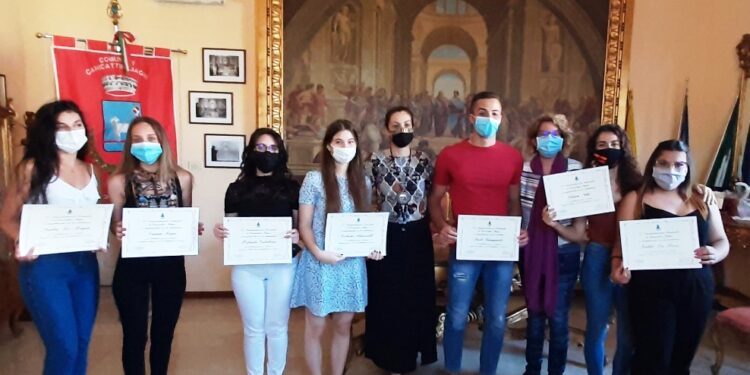 Cerimonia di consegna degli attestati di merito ai 7 centisti canicattinesi