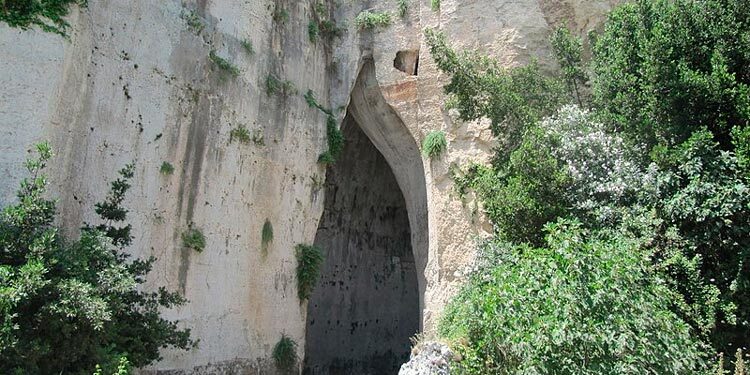 Lezioni all’Orecchio di Dionisio: incontri con Paduano, Ovadia, Livermore, Salvi e Magris