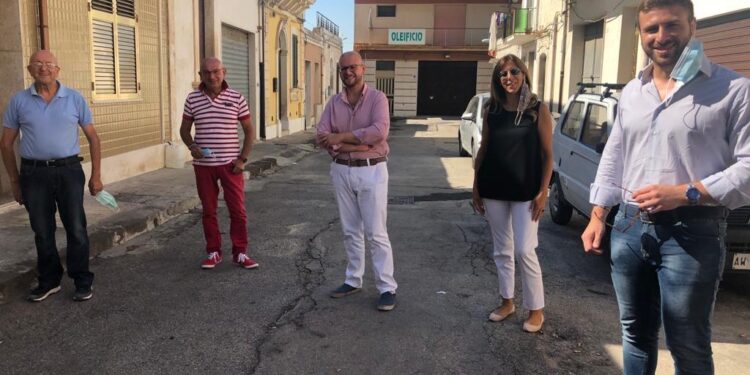 Floridia. I sette candidati a sindaco: “si riduca il numero dei sottoscrittori per le liste civiche”