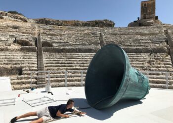 Siracusa. La performance di Mircea Cantor in prima mondiale domenica al Teatro Greco