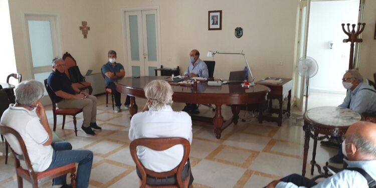 Bonificare e ripulire le discariche abusive nelle strade provinciali: un progetto sinergico tra Libero Consorzio e Comuni