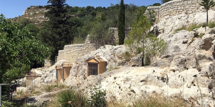 Giornate FAI d’autunno, aperti anche i Santoni di Palazzolo Acreide