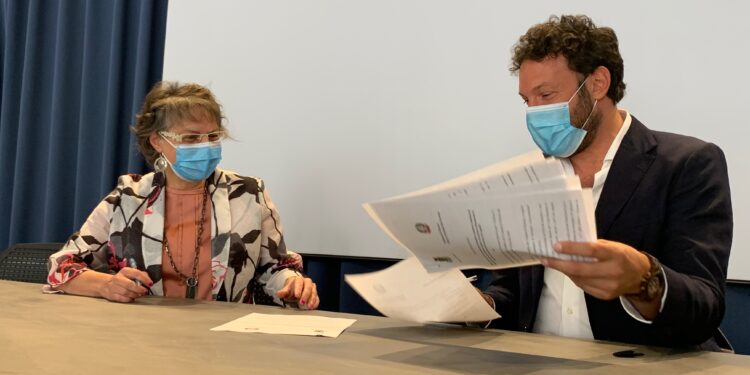 Cassibile. Struttura accoglienza “stagionali” extracomunitari Comune e Prefettura firmano convenzione