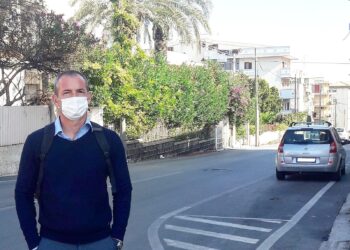 Siracusa, Mangiafico: “chilometri di strade senza marciapiedi, segnaletica verticale non visibile e diritti dei pedoni violati”