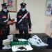 Siracusa. Blitz dei Carabinieri consente di arrestare un uomo trovato in casa con munizioni, droga e armi