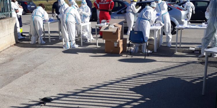 Screening Covid 19 nelle scuole, ad Augusta eseguiti 687 tamponi: 8 positivi