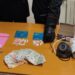 Floridia. Nascondeva più di quaranta dosi di cocaina nella cornetta del citofono: arrestato
