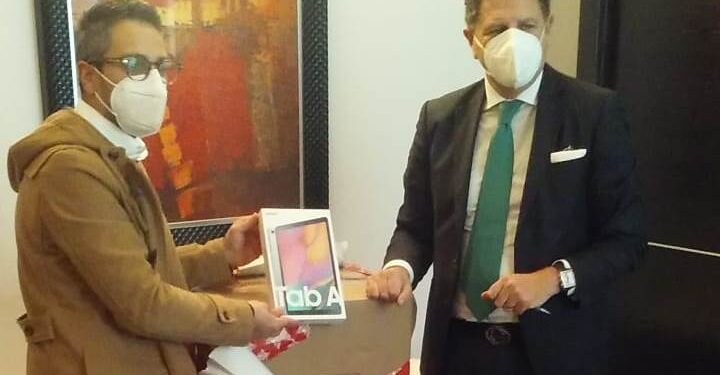 Donazione di tablet e televisori per i Covid Center di Siracusa