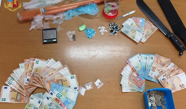 Siracusa. Blitz della Polizia alla “Mazzarona”: arrestati due pusher e sequestrata della droga