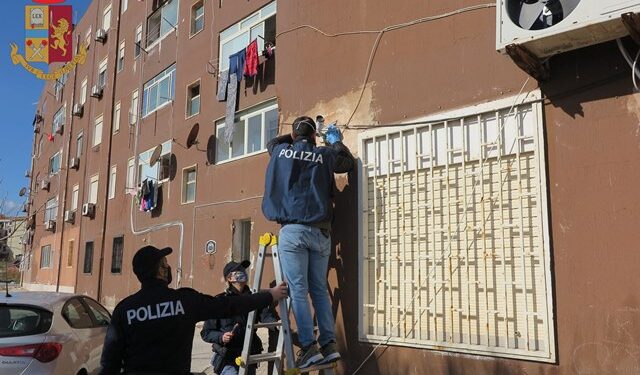 Siracusa. Operazione antidroga, rimosso sistema di videosorveglianza posto a presidio dello spaccio