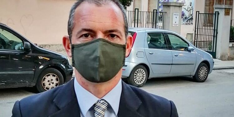 Siracusa, lunedì si torna a scuola. Mangiafico: “Mancano aule e servizi per i più piccoli”