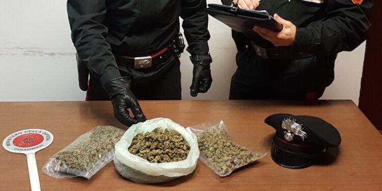 Augusta. Nascondeva la marijuana in garage: arrestato un 37enne