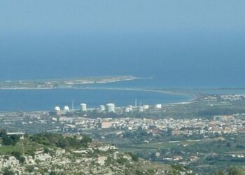 Pressing dei deputati nazionali e regionali M5S per completare bonifiche al Sin di Priolo