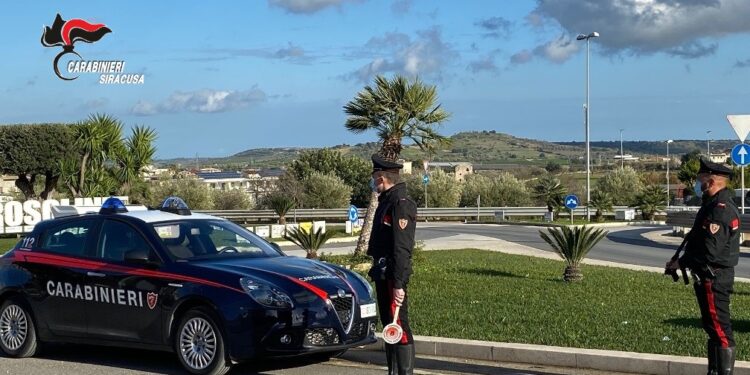 Rosolini. Pretende di viaggiare gratis sull’autobus di linea, denunciato