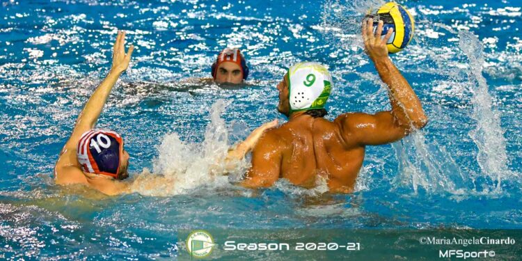 Siracusa. Pallanuoto, infortunio per l’attaccante Mirarchi: 15 giorni di stop per il giocatore