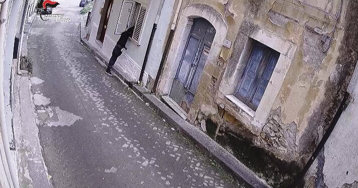 Francofonte. Pregiudicato 34enne in arresto per furto in abitazione