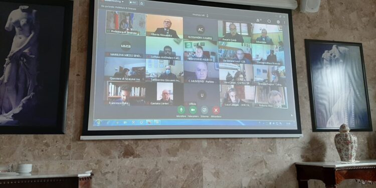 Siracusa. Problema alloggi lavoratori stagionali extracomunitari, ieri tavolo tecnico in Prefettura