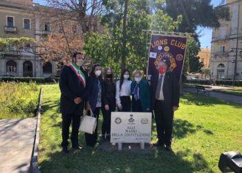 Al Foro siracusano una lapide per ricordare le donne della Costituente