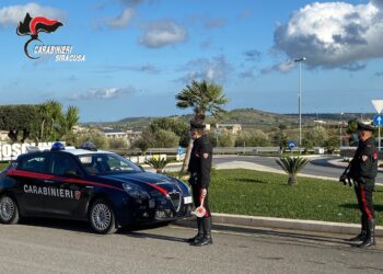 Rosolini. Evade dai domiciliari, resta coinvolto in un incidente e fugge senza prestare soccorso