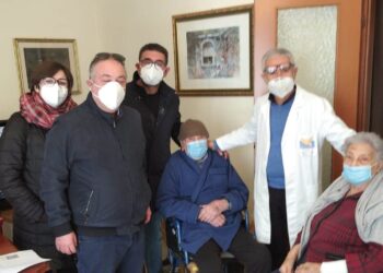 Cirino La Ferla, vaccinato contro il Covid a 101 anni a Carlentini
