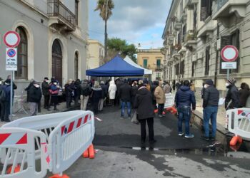 Siracusa protagonista: “il centro vaccinale venga realizzato presso l’Aeronautica Militare”