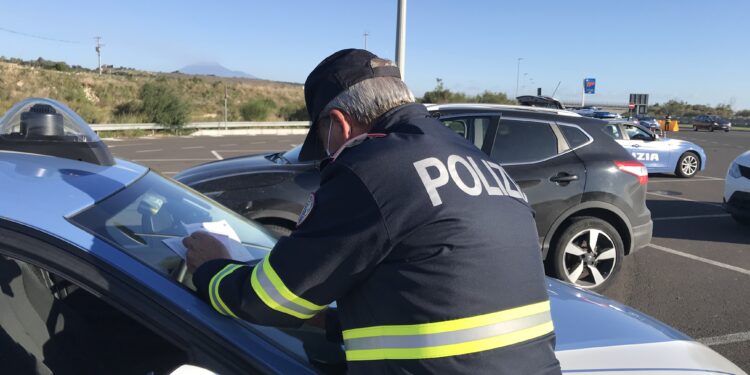 Roadpol, controllati 260 veicoli e 195 infrazioni contestate