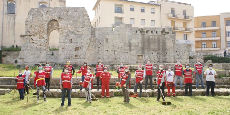 Nuova Acropoli, cura del verde al Tempio di Apollo a Siracusa