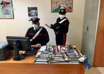 Carlentini. Furto di materiale ferroso, arrestati 4 catanesi