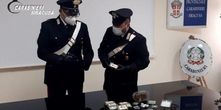 Siracusa. Circolava con un motorino rubato, arrestato un giovane