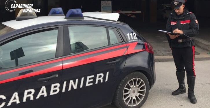 Siracusa. Evade dai domiciliari per portare a spasso il cane, arrestato