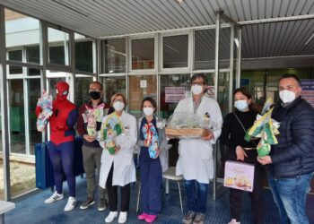 “Vivere di sorrisi”, dolci pasquali per la pediatria di Siracusa