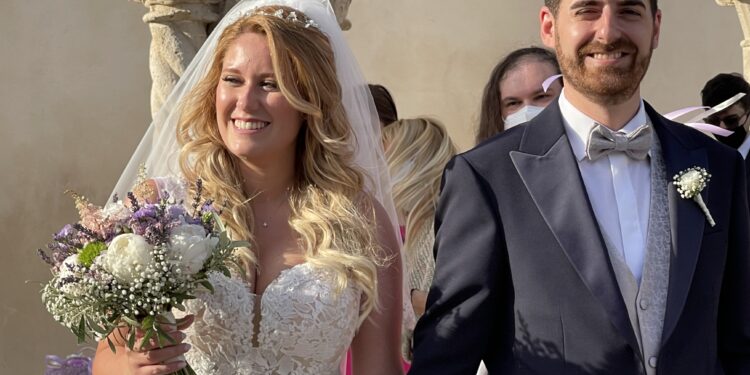 Bis di fiori d’arancio per la redazione di Siracusa Times: auguri al direttore editoriale