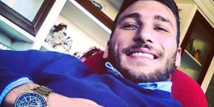 Morte Angelo De Simone. Era ancora vivo quando venne inscenato il suicidio