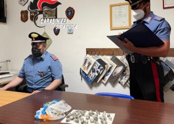 Lentini. I carabinieri arrestano un pregiudicato per detenzione di marijuana