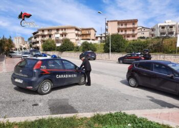 Noto. Ruba un’auto e fugge verso Avola, rintracciato e denunciato