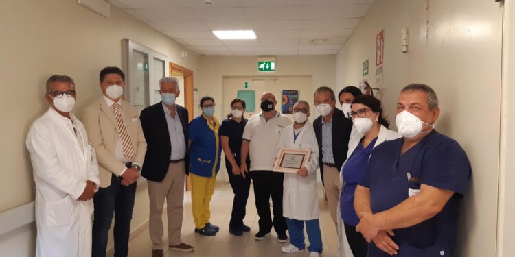 AIL e fondazione GIRMENA, il professore Vignetti in visita  al reparto di ematologia dell’ospedale Muscatello di Augusta