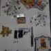 Contrasto alla criminalità, la Squadra Mobile sequestra pistola, droga  e denaro