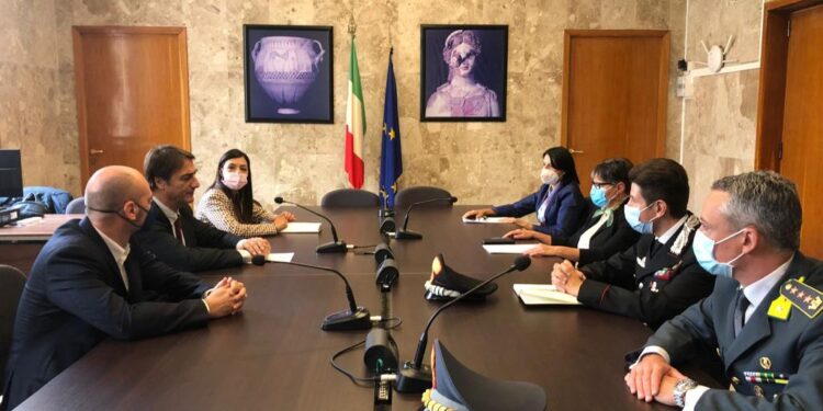 Siracusa. La vicepresidente della commissione Antimafia Rossana Cannata: “Racket e estorsioni, lo Stato è presente e la denuncia è l’arma potente da mettere in campo”