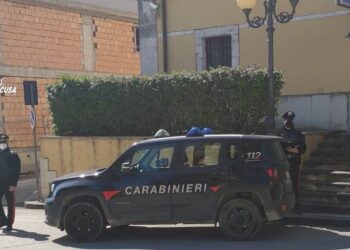 Augusta. Controllo del territorio, controllati vari esercizi commerciali, 453 persone e 226 veicoli