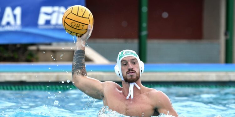 Pallanuoto, terza vittoria per l’Ortigia che resta in vetta alla classifica di Serie A1