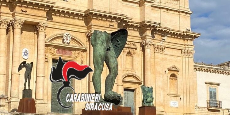 Noto. Danneggiamento e furto, arrestato un 28enne