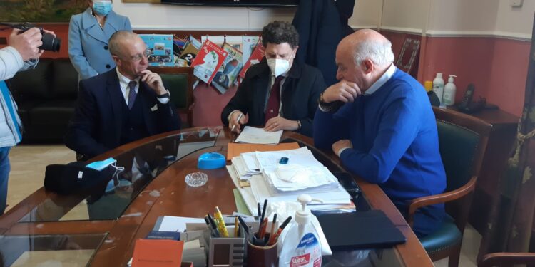 Asp Siracusa e Isab Priolo, firmata per il decimo anno consecutivo la convenzione per la prevenzione oncologica