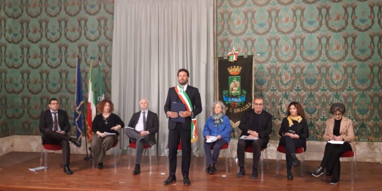 Canicattini Bagni, una fiaccolata per la pace per dire “no” alla guerra in Ucraina