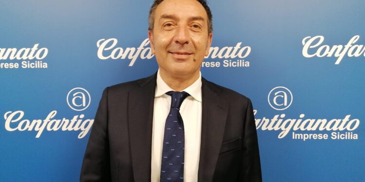 Sicilia. Caro gasolio, imprese del trasporto al collasso, Confartigianato chiede un credito di imposta immediato del 30%