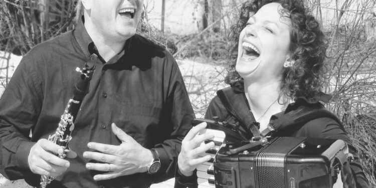 Parte la stagione concertistica dell’Associazione Mascagni, domenica a Palazzolo Acreide lo “Strange Duo”