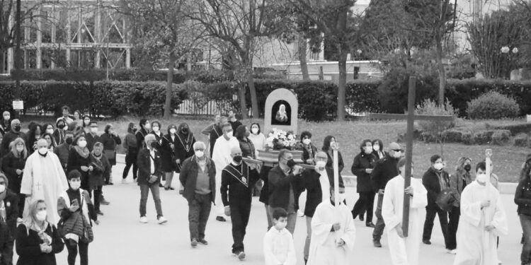 Siracusa. Domenica 29 maggio, pellegrinaggio da via degli Orti al Santuario della Madonna delle Lacrime